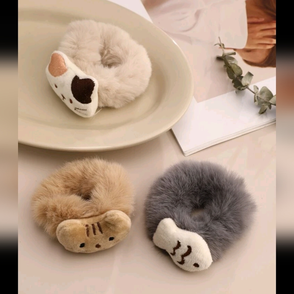Cat & Fish Fuzzy Plush Hairbands - Picture 4 of 5